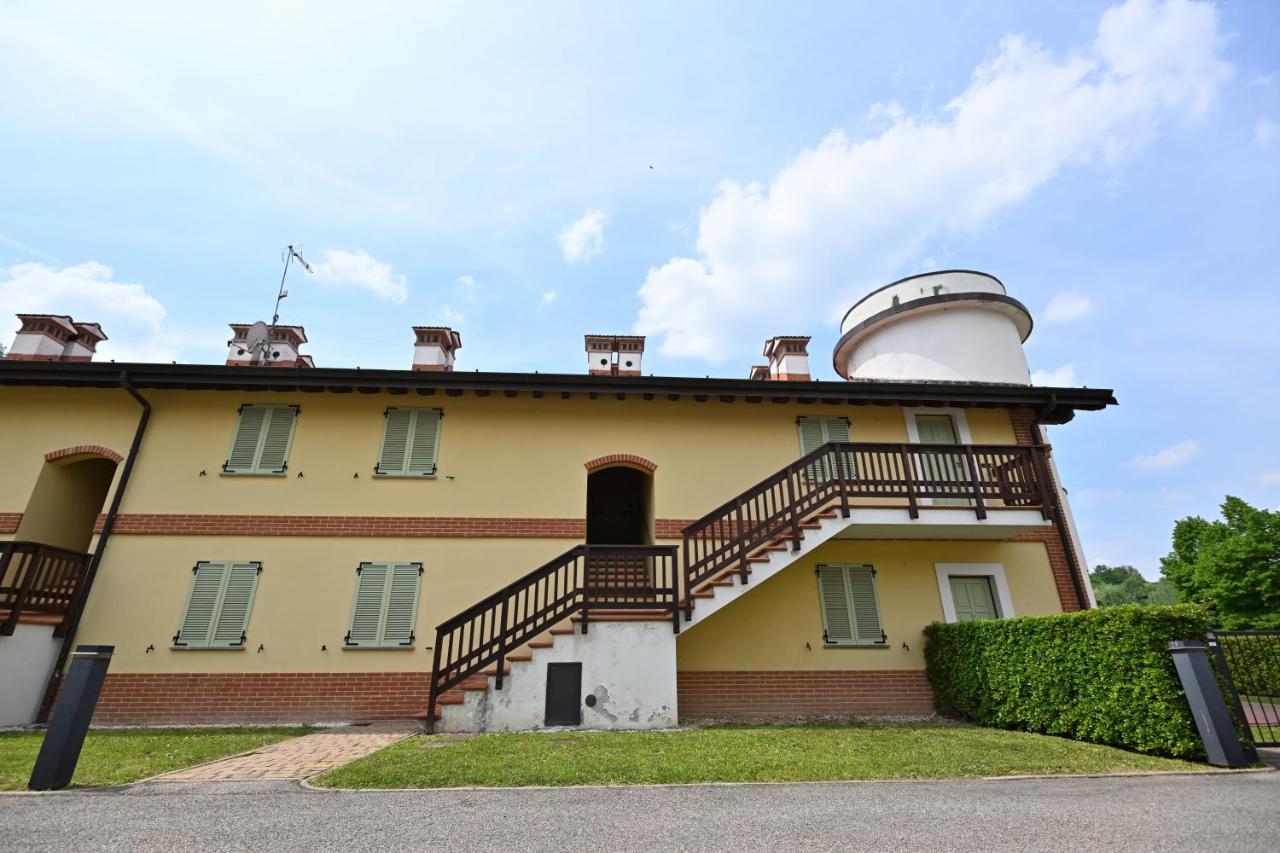 Aura Loving Home Con 4 Posti Letto, Cucina Completa, Terrazzo Ed Un Grande Parco Verde Serravalle d'Asti Экстерьер фото